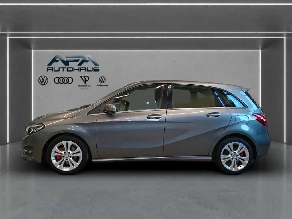 Mercedes-Benz B-Class 200 URBAN LED*Navi*SHZ 03/2016-photo-3