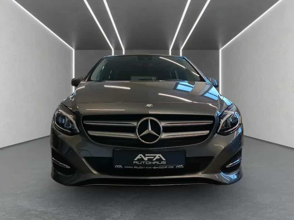 Mercedes-Benz B-Class 200 URBAN LED*Navi*SHZ 03/2016-photo-4