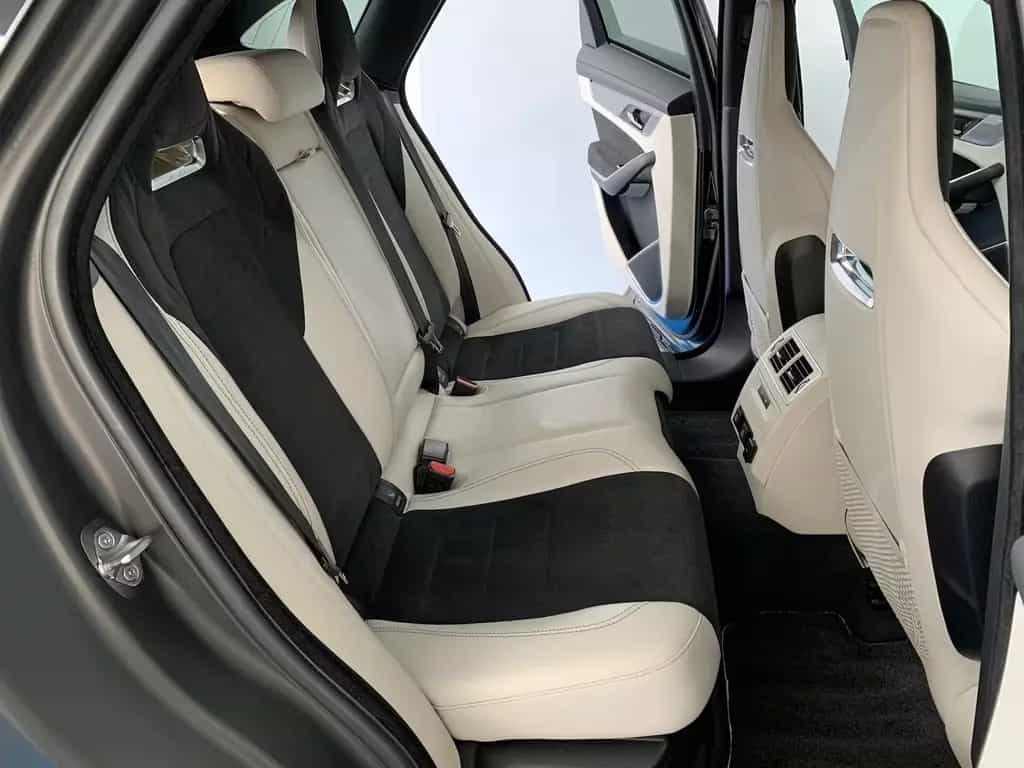 Jaguar F-Pace SVR SVR P575 Edition 1988 / 394 06/2024-photo-10
