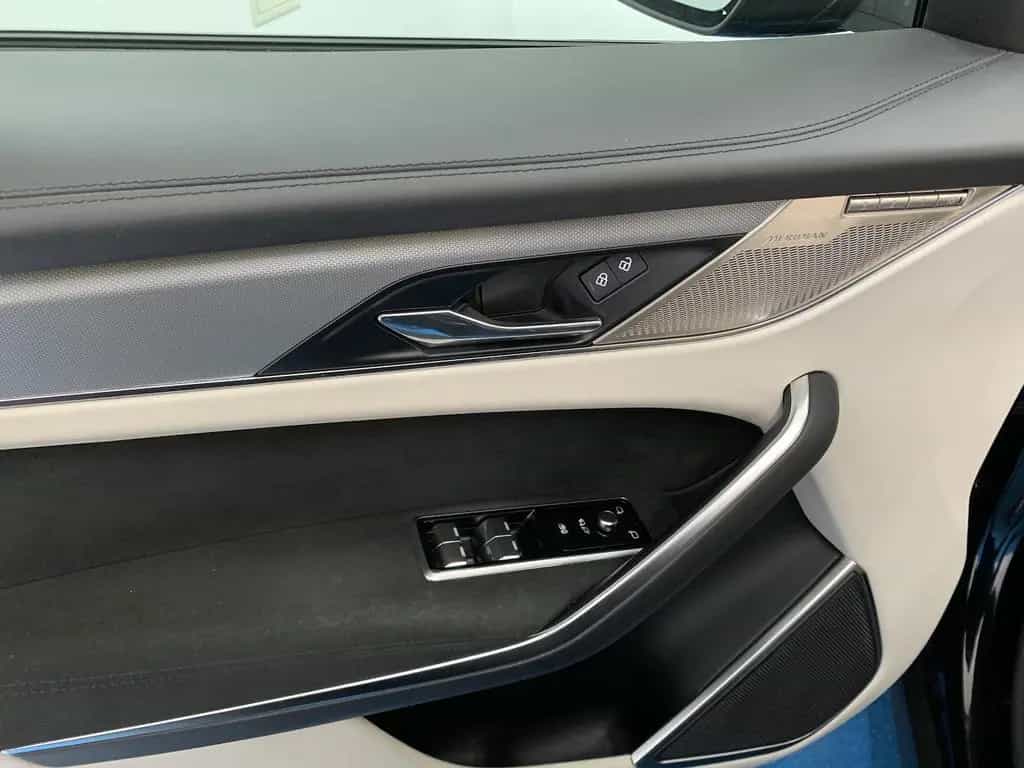 Jaguar F-Pace SVR SVR P575 Edition 1988 / 394 06/2024-photo-21