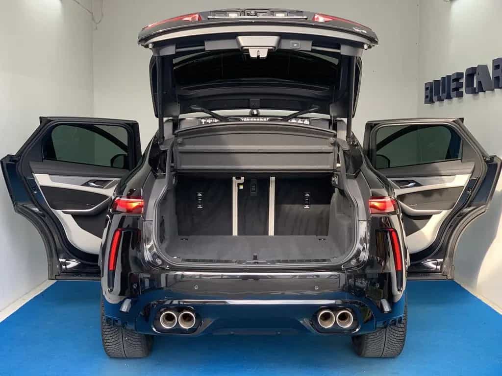 Jaguar F-Pace SVR SVR P575 Edition 1988 / 394 06/2024-photo-25
