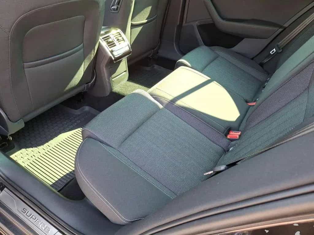 Skoda Superb 1.5 TSI DSG Style 150PS Navi, AHK, DCC, K 10/2019-photo-19