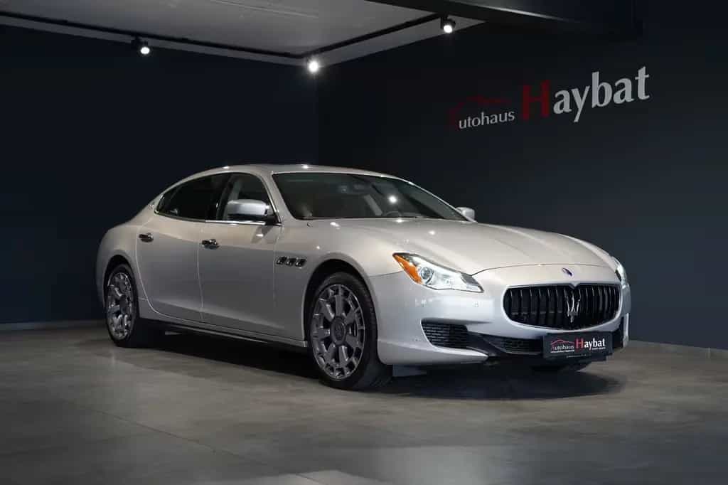 Maserati Quattroporte SQ4-Kamera-Schiebedach-Sitzheizung 08/2013-photo-0