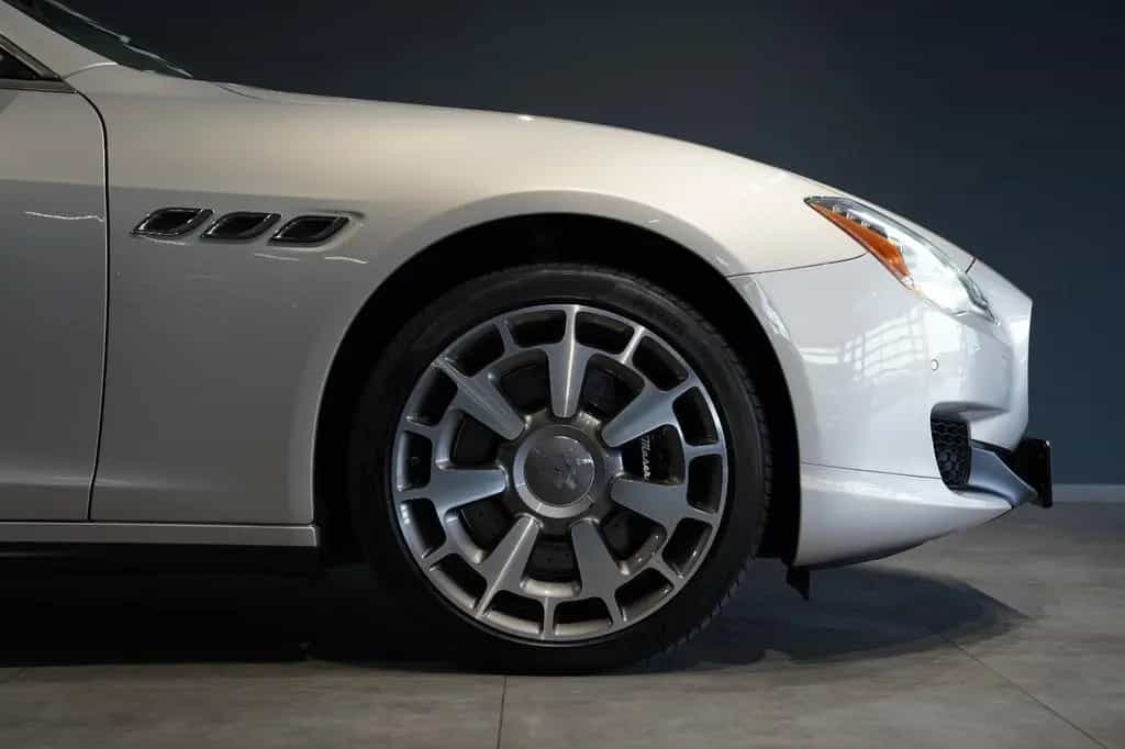 Maserati Quattroporte SQ4-Kamera-Schiebedach-Sitzheizung 08/2013-photo-4