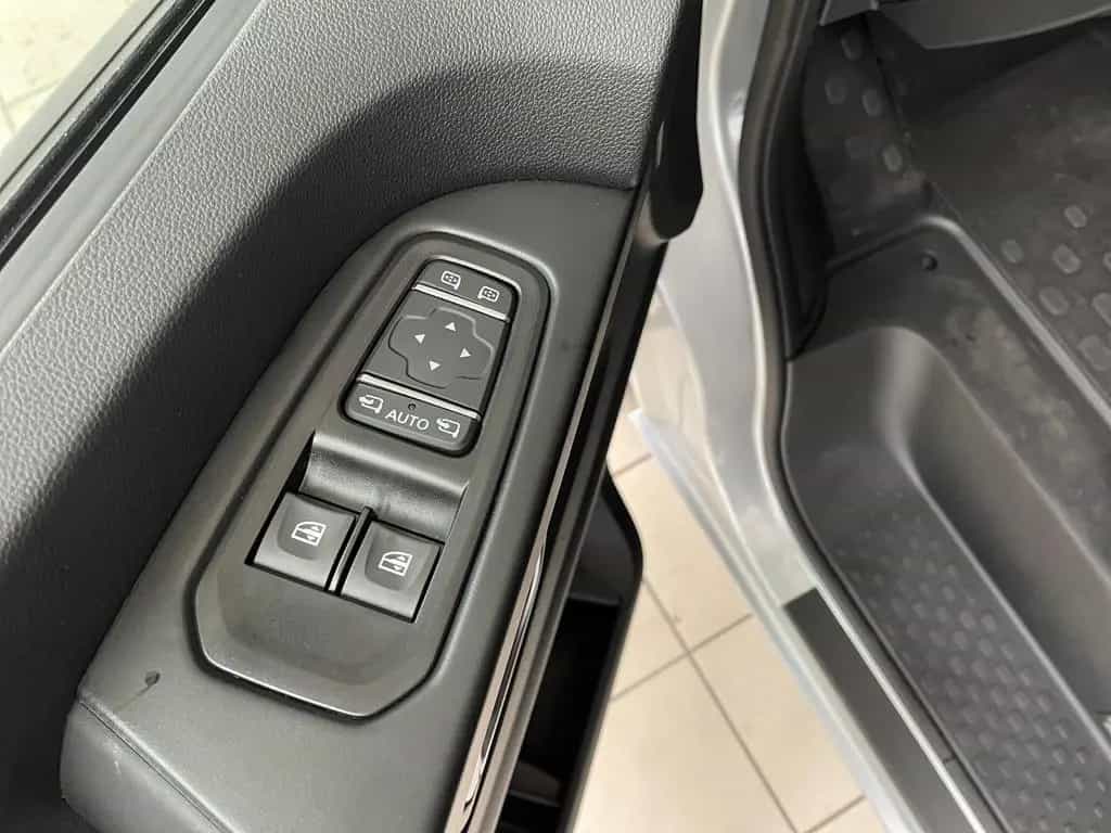 Nissan Primastar L2H1 3,0t tekna 9S Design+Kamera+Navi+ 07/2025-photo-23