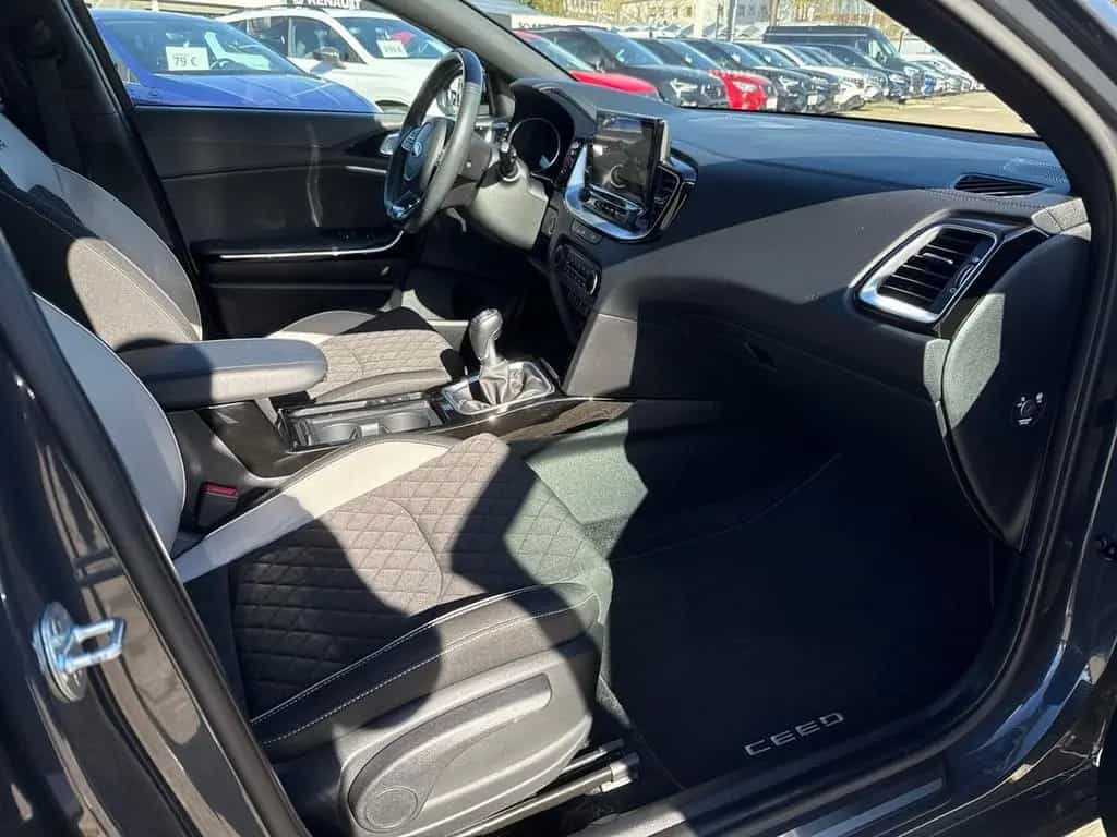 Kia Ceed Sporty Wagon SW GT-Line LED+DAB+NABI+SHZ 07/2020-photo-24