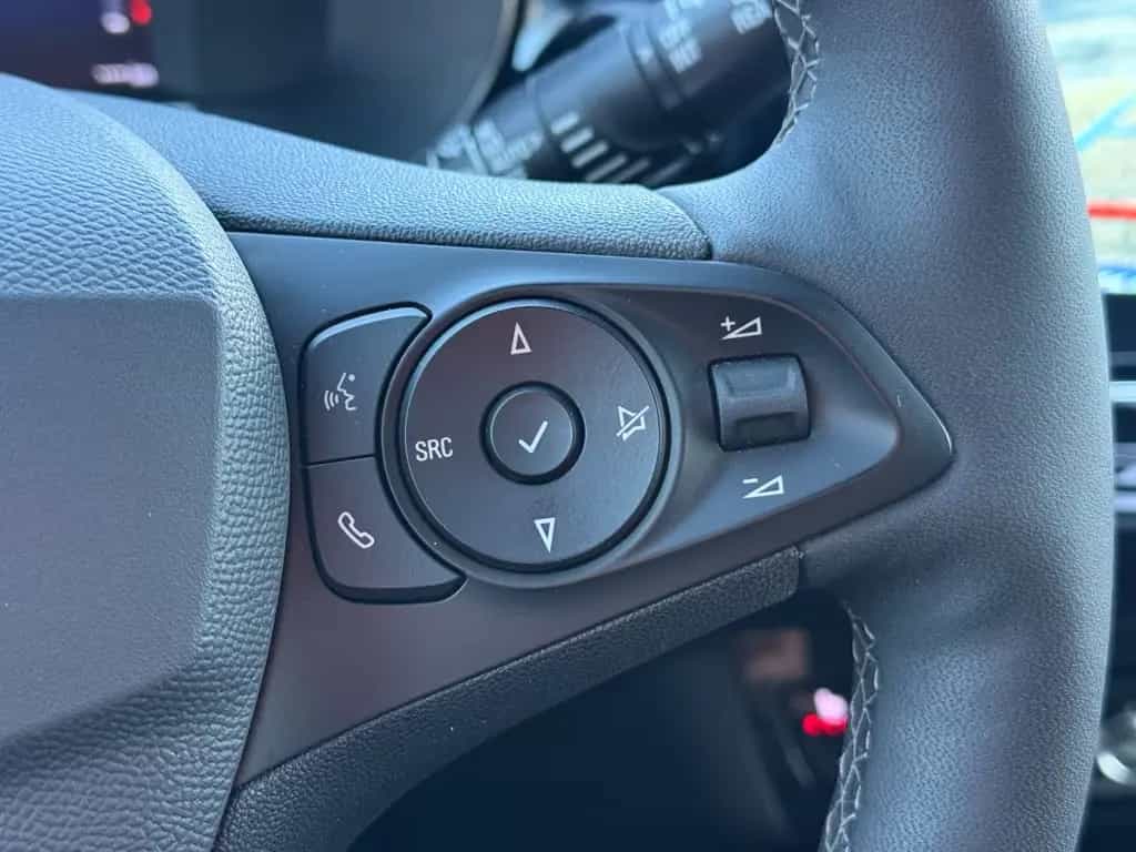 Opel Corsa GS *LED*KAM*VIRTUAL*NAV*PDC*LM 09/2024-photo-13