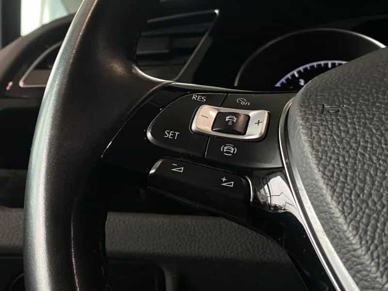 Volkswagen Touran 1.5 TSI Highline R-Line Navi AppC LED ACC 12/2020-photo-22
