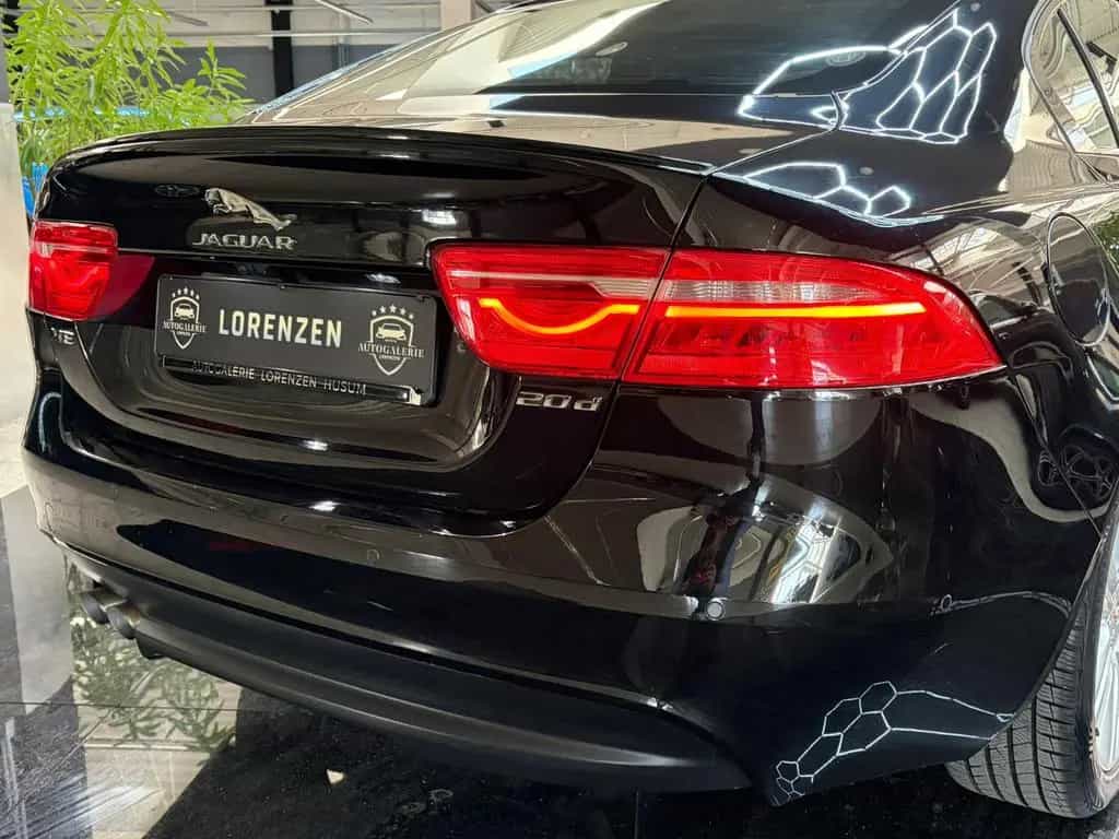 Jaguar XE R-Sport Navi Tempo Kamera Komfort Keyless LED 11/2015-photo-41