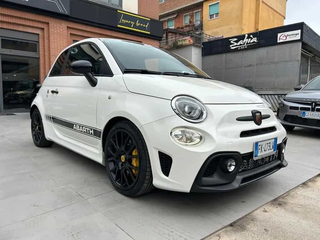 Abarth 595 1.4 Turbo T-Jet 180 CV Competizione 06/2017-photo-2