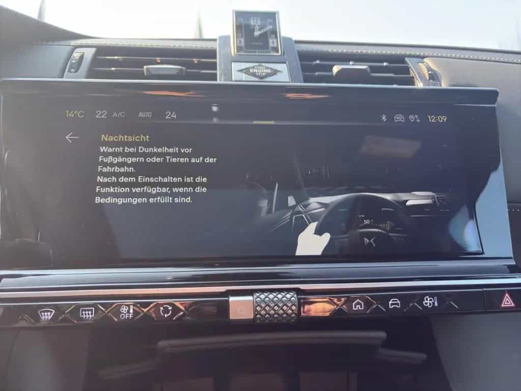 DS Automobiles DS7 (Crossback) DS7 BlueHDi 130 EAT8 Opera Vollleder/Night Visio 05/2024-photo-28