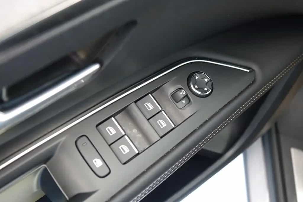 Peugeot 3008 GT 1.2 PureTech 130 +RFK+Memory+ACC+Night-V 11/2023-photo-22