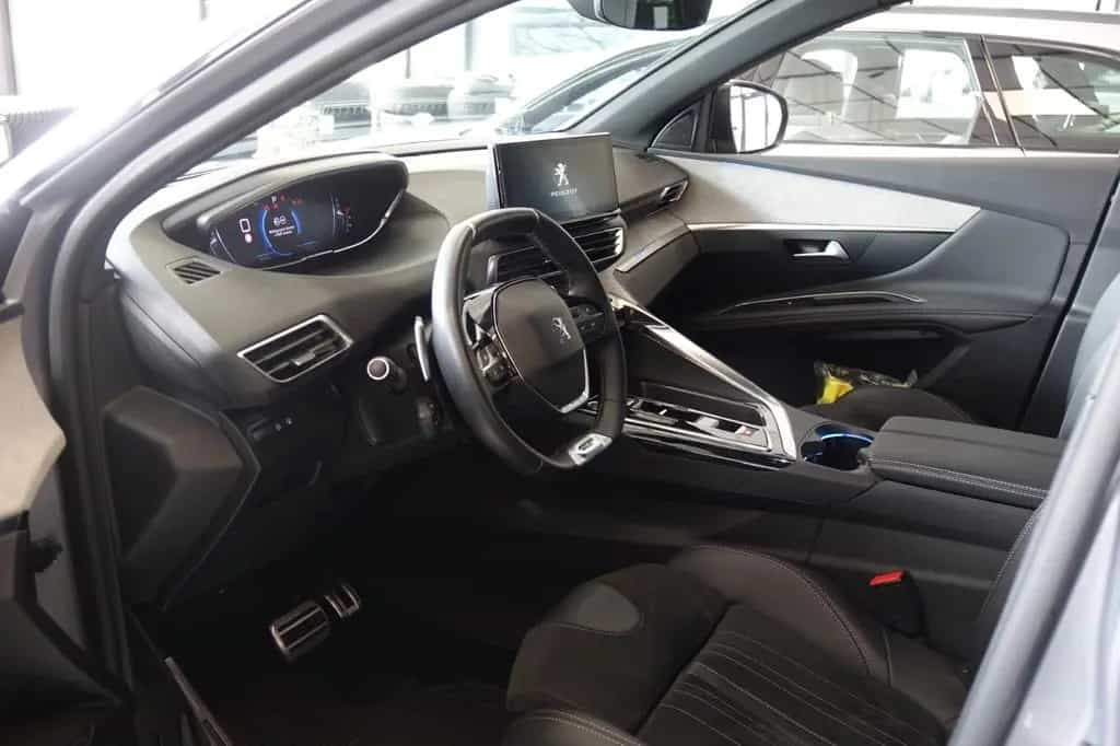 Peugeot 3008 GT 1.2 PureTech 130 +RFK+Memory+ACC+Night-V 11/2023-photo-4