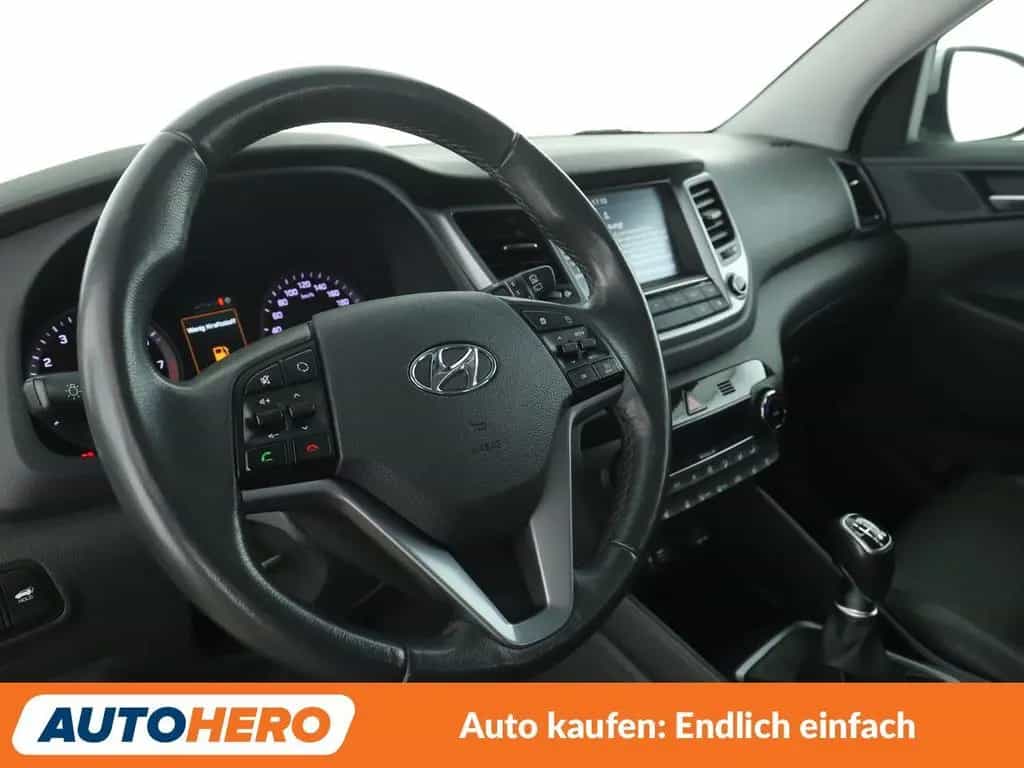 Hyundai TUCSON 1.6 TGDI Advantage 4WD*NAVI*TEMPO*CAM* 01/2017-photo-10