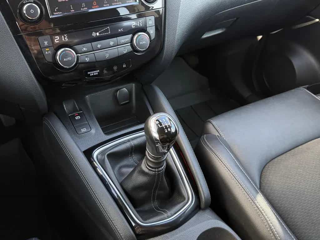 Nissan Qashqai 1.3 DIG-T Navi 360°Kam SHZ LED Keyless-G 06/2019-photo-10