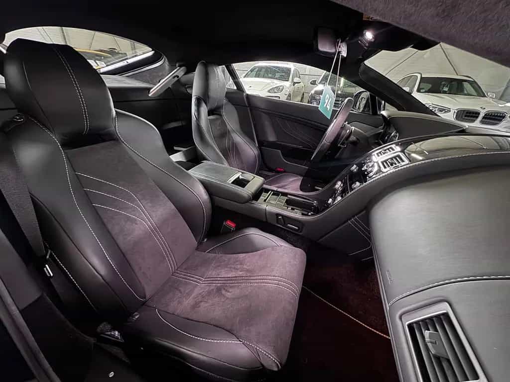 Aston Martin V8 Vantage S*CARBON*1-HAND*17TKM*TOP-HISTORY* 10/2015-photo-12
