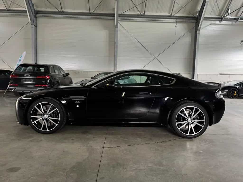 Aston Martin V8 Vantage S*CARBON*1-HAND*17TKM*TOP-HISTORY* 10/2015-photo-9