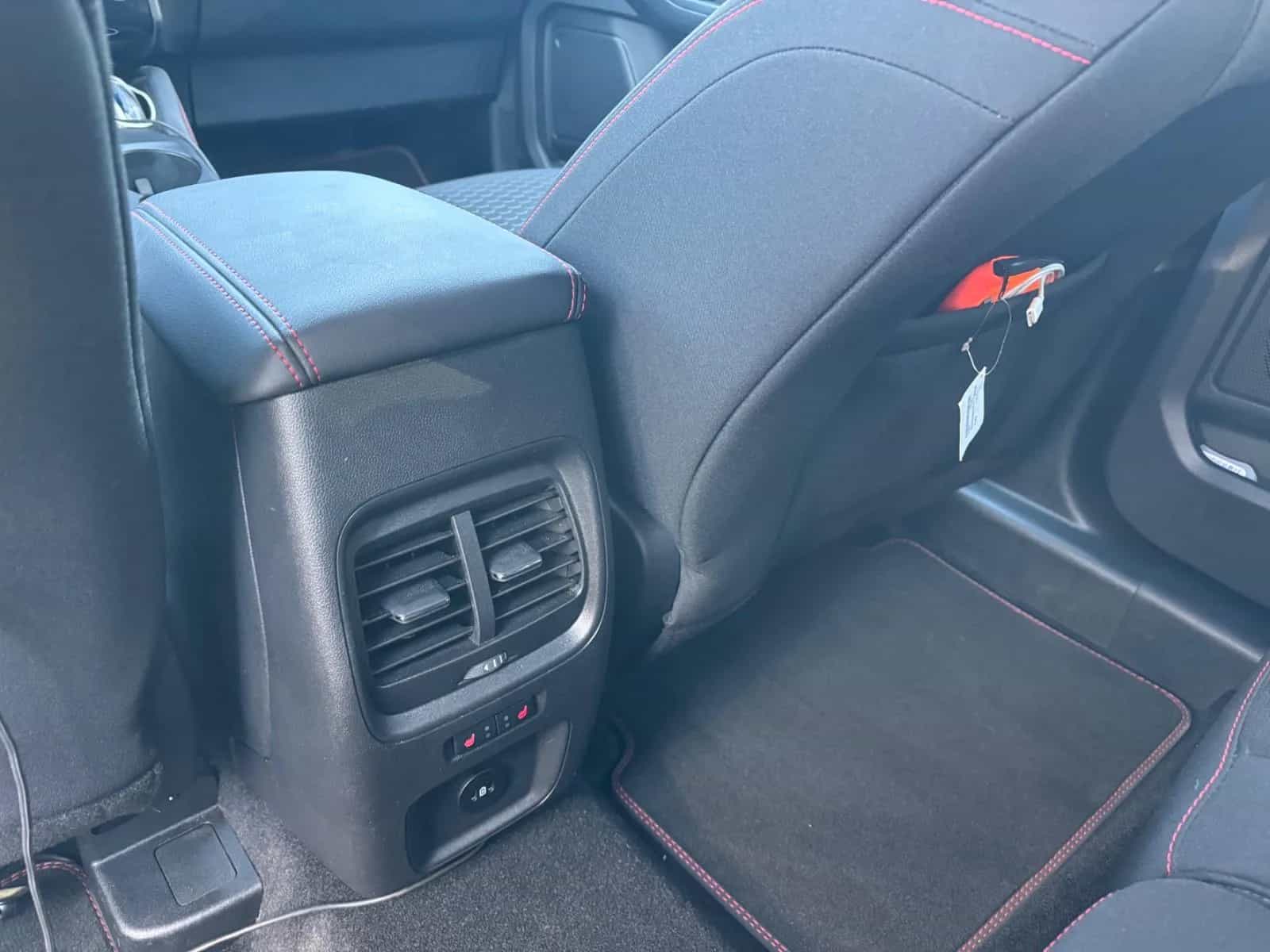 Ford Kuga 05/2024-photo-3