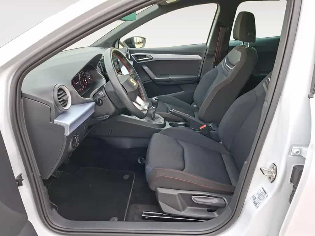 Seat Ibiza 1.0 TSI FR Pro Black Edition ACC RFK 01/2023-photo-6