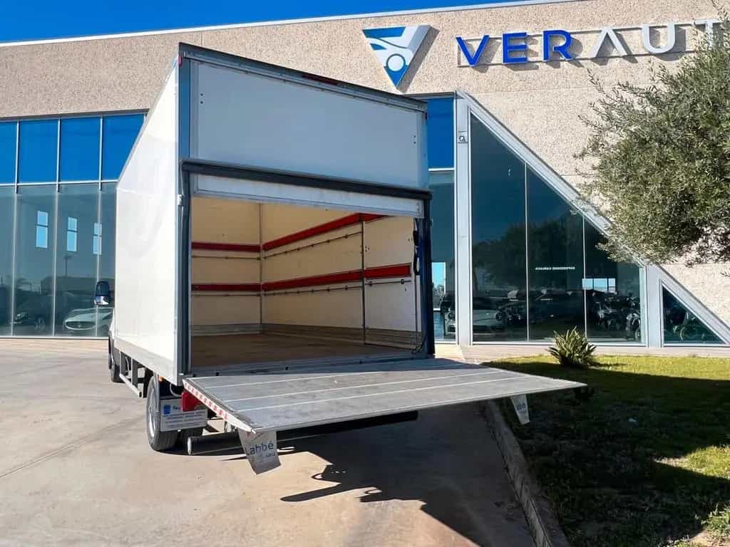 Iveco Daily 35C16H BTor 3.0 HPT PLM-RG Cabinato 12/2021-photo-3