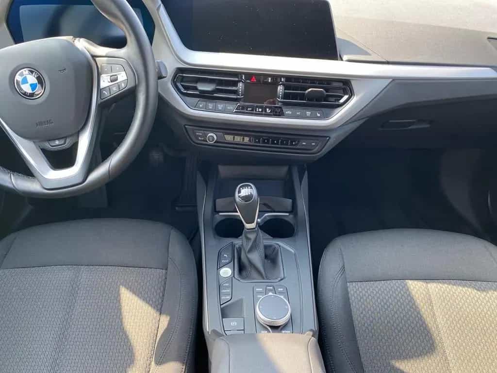 BMW 1 Series 118i Advantage+elek. Heckklappe+Lenkradhzg+SHZ 06/2024-photo-10