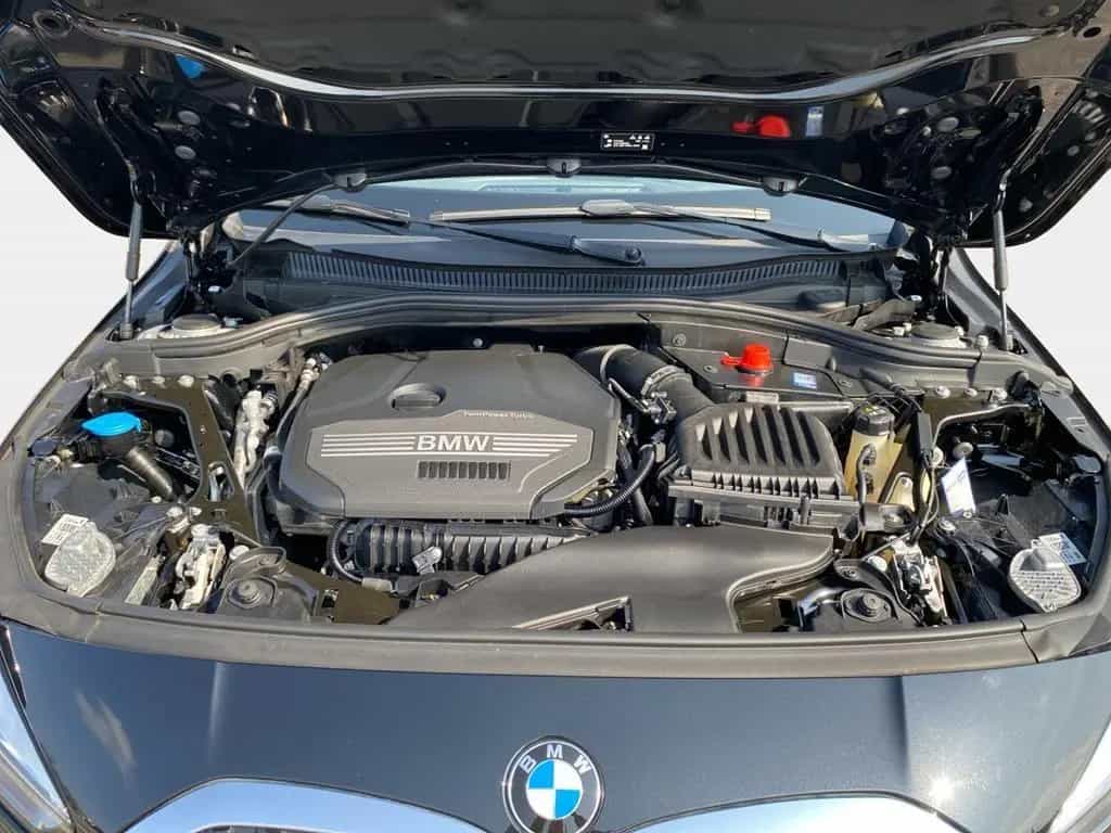 BMW 1 Series 118i Advantage+elek. Heckklappe+Lenkradhzg+SHZ 06/2024-photo-16