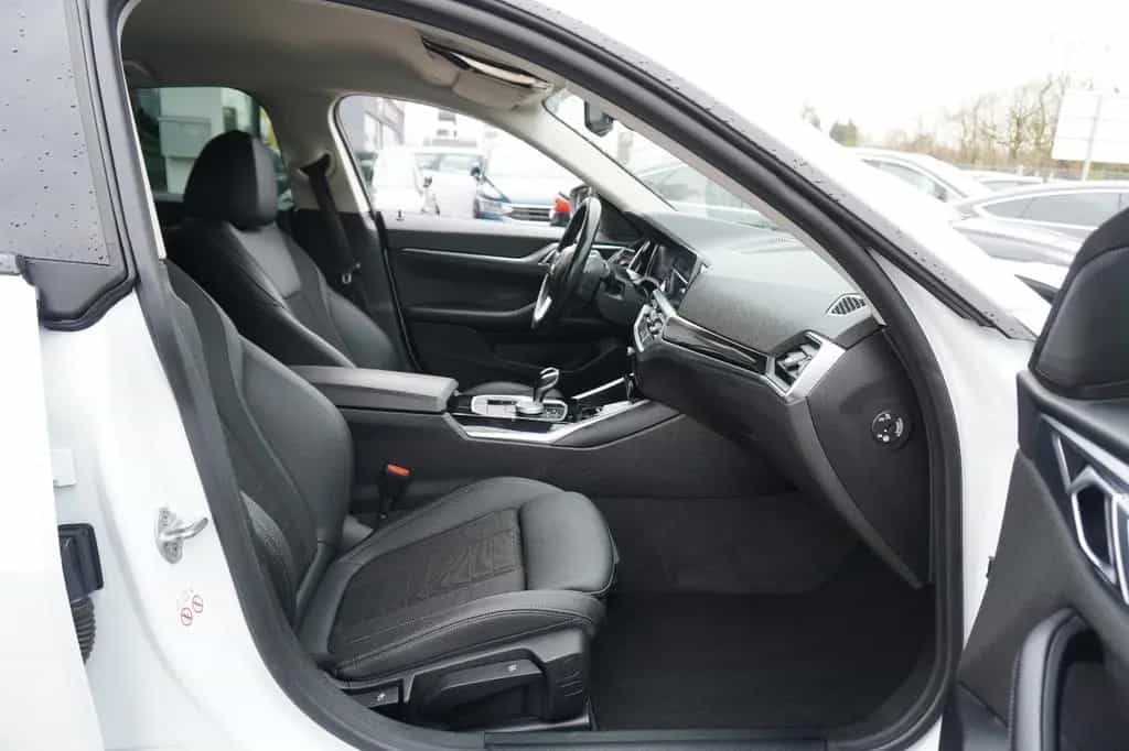 BMW 4 Series 420d xDrive Gran Coupé 11/2022-photo-17