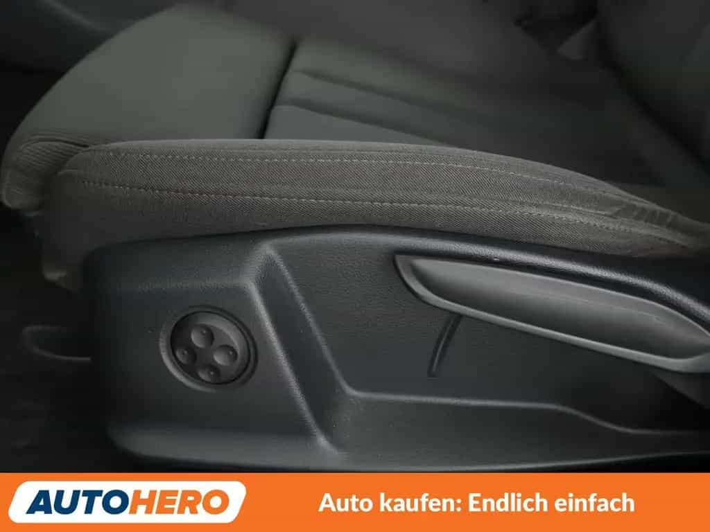 Audi A4 2.0 TFSI Sport ultra*NAVI*XENON*TEMPO*PDC* 06/2016-photo-25