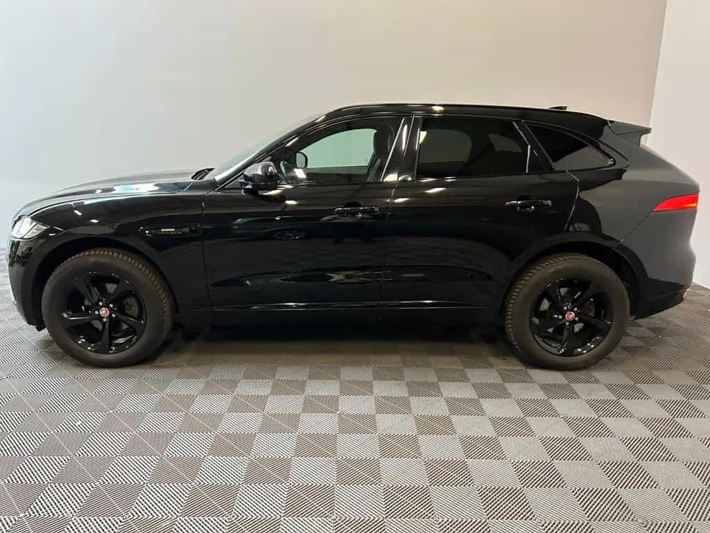 Jaguar F-Pace R-Sport AWD*AHK-Black-Kamera-Leder* 07/2019-photo-7