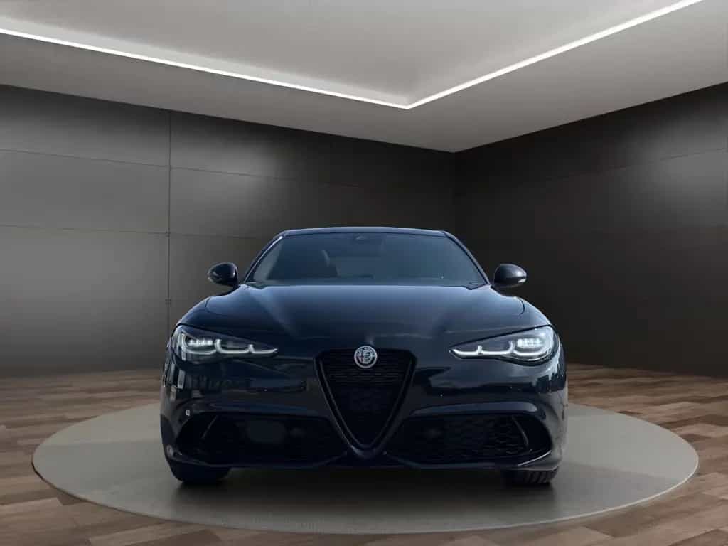 Alfa Romeo Giulia MY23 Veloce 2.0 Turbo 16V 206kW AT 12/2023-photo-3
