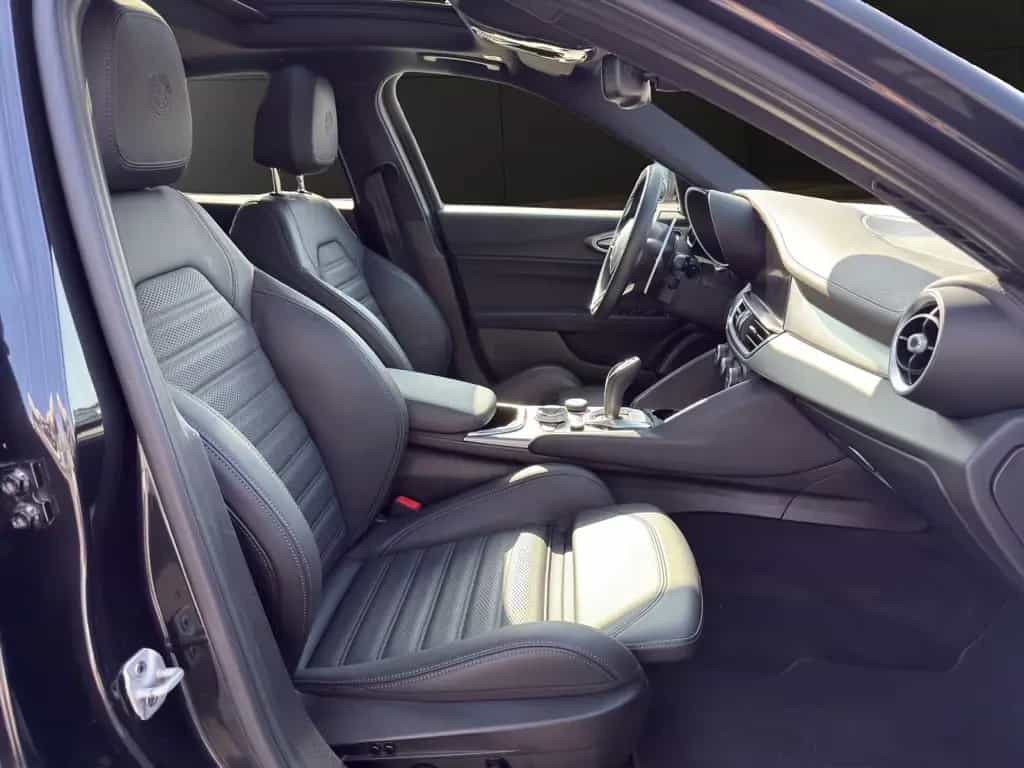 Alfa Romeo Giulia MY23 Veloce 2.0 Turbo 16V 206kW AT 12/2023-photo-5