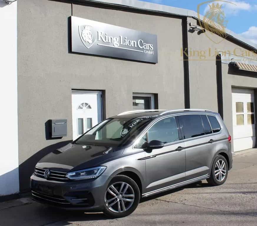 Volkswagen Touran Highline R LINE SPORT+MASSAGE+7 SITZER+AC 03/2018-photo-0