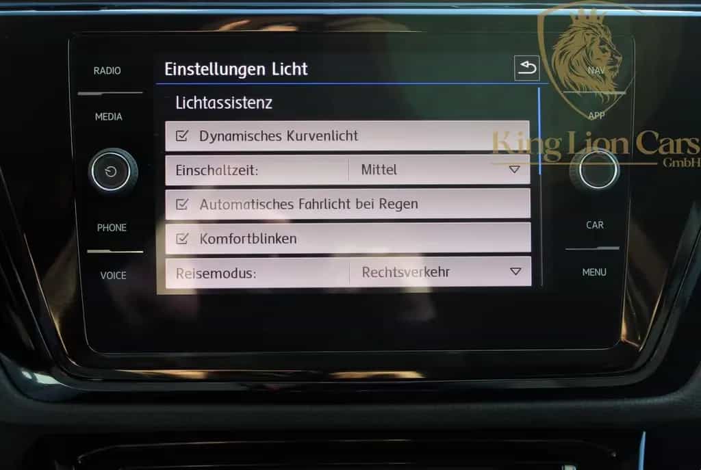 Volkswagen Touran Highline R LINE SPORT+MASSAGE+7 SITZER+AC 03/2018-photo-19