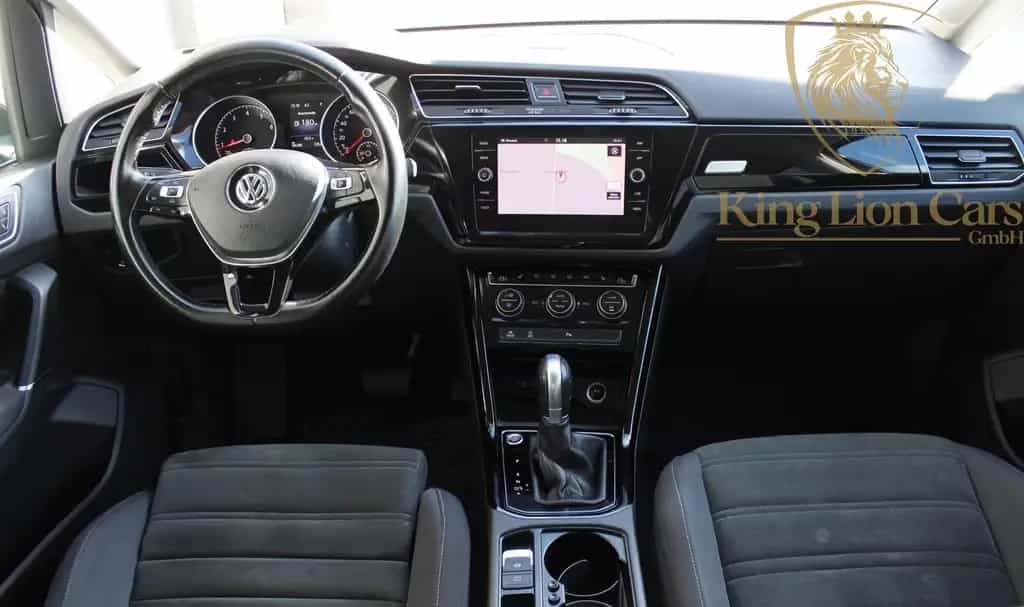 Volkswagen Touran Highline R LINE SPORT+MASSAGE+7 SITZER+AC 03/2018-photo-2