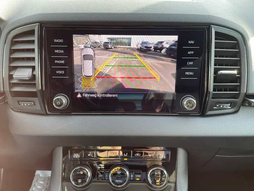 Skoda Karoq Sportline 1.5 TSI DSG Navi LED ACC Panoram 05/2025-photo-14