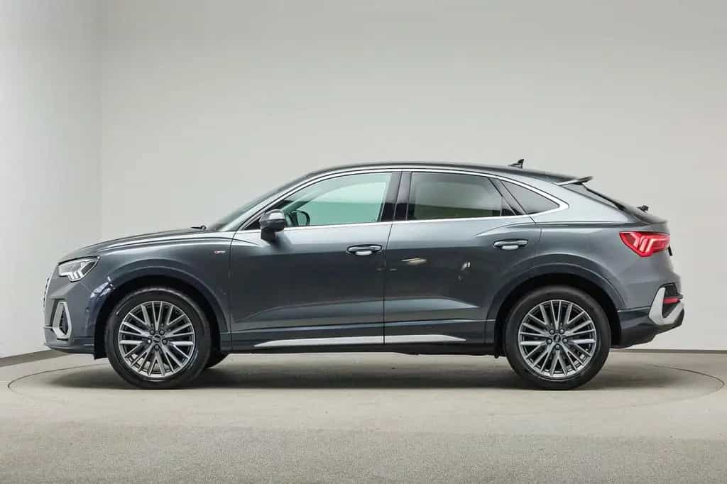 Audi Q3 Sportback S line 40 TFSI qu. AHK, Kamera, ACC 09/2022-photo-2