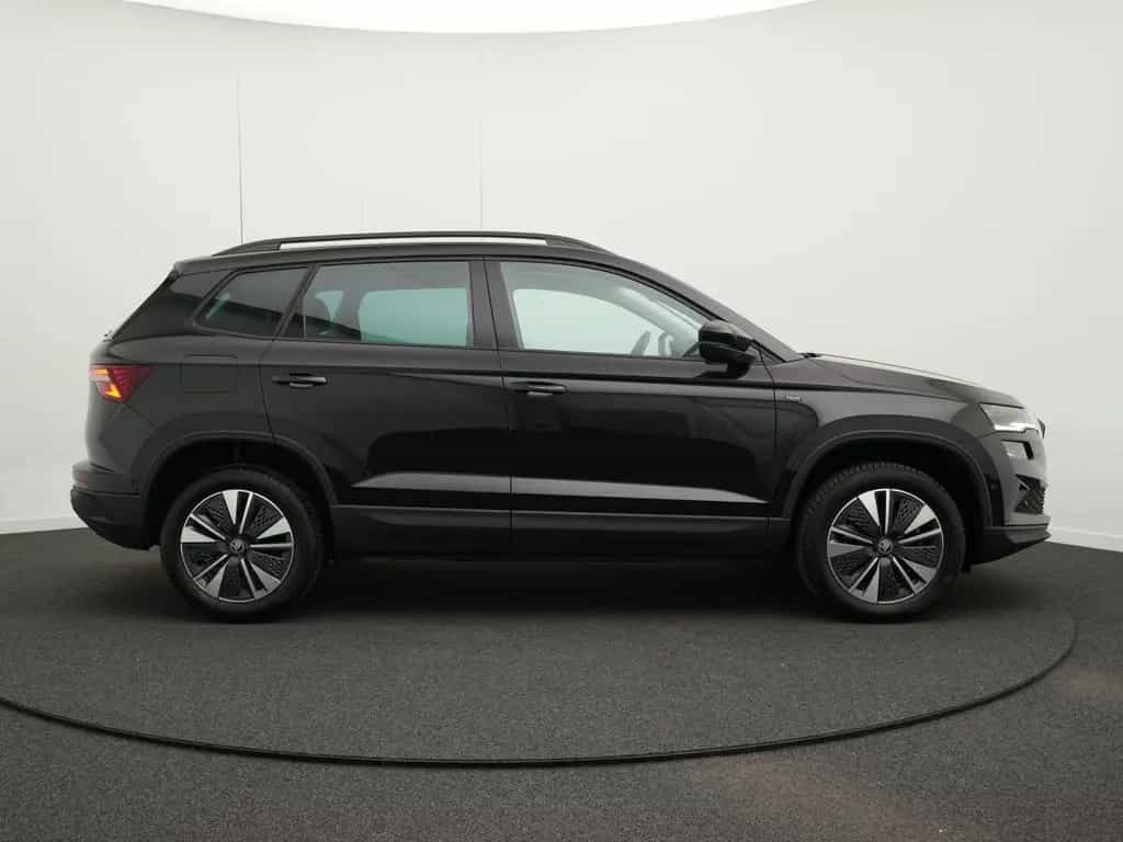 Skoda Karoq Tour 2.0 TDI DSG *AHK*LED*NAVI*KAM*17"* 07/2025-photo-10