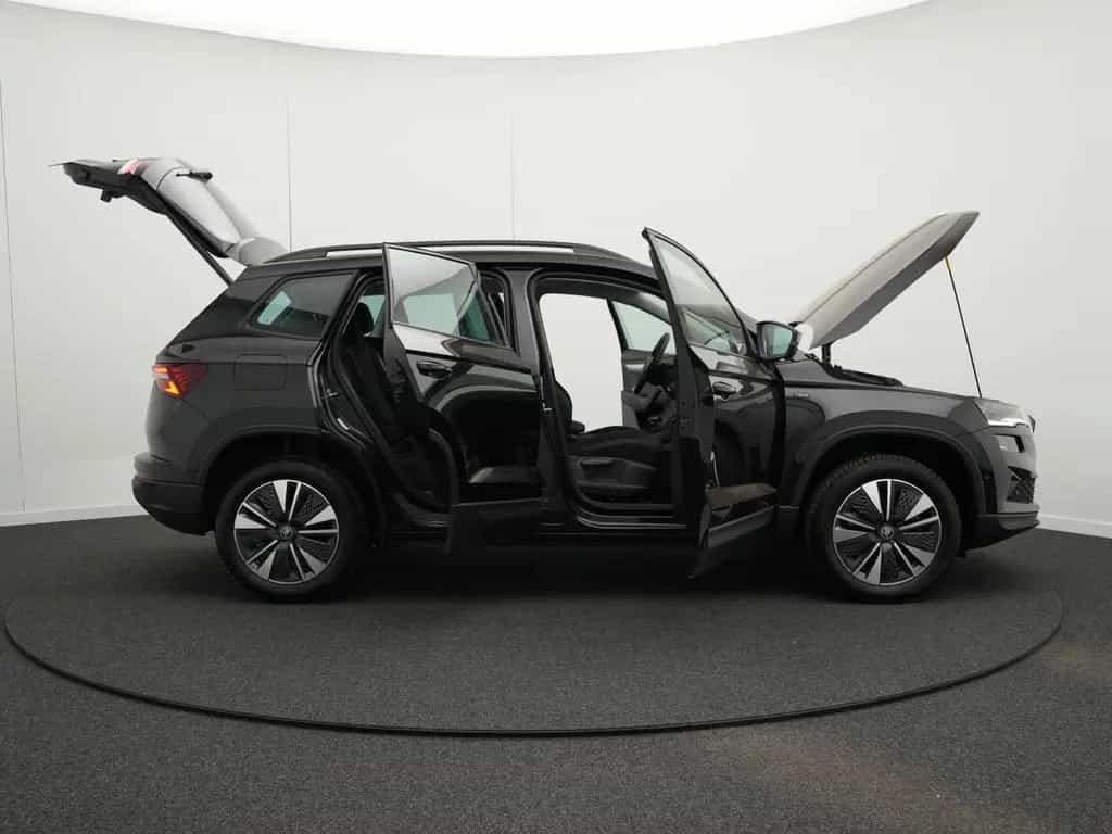 Skoda Karoq Tour 2.0 TDI DSG *AHK*LED*NAVI*KAM*17"* 07/2025-photo-38