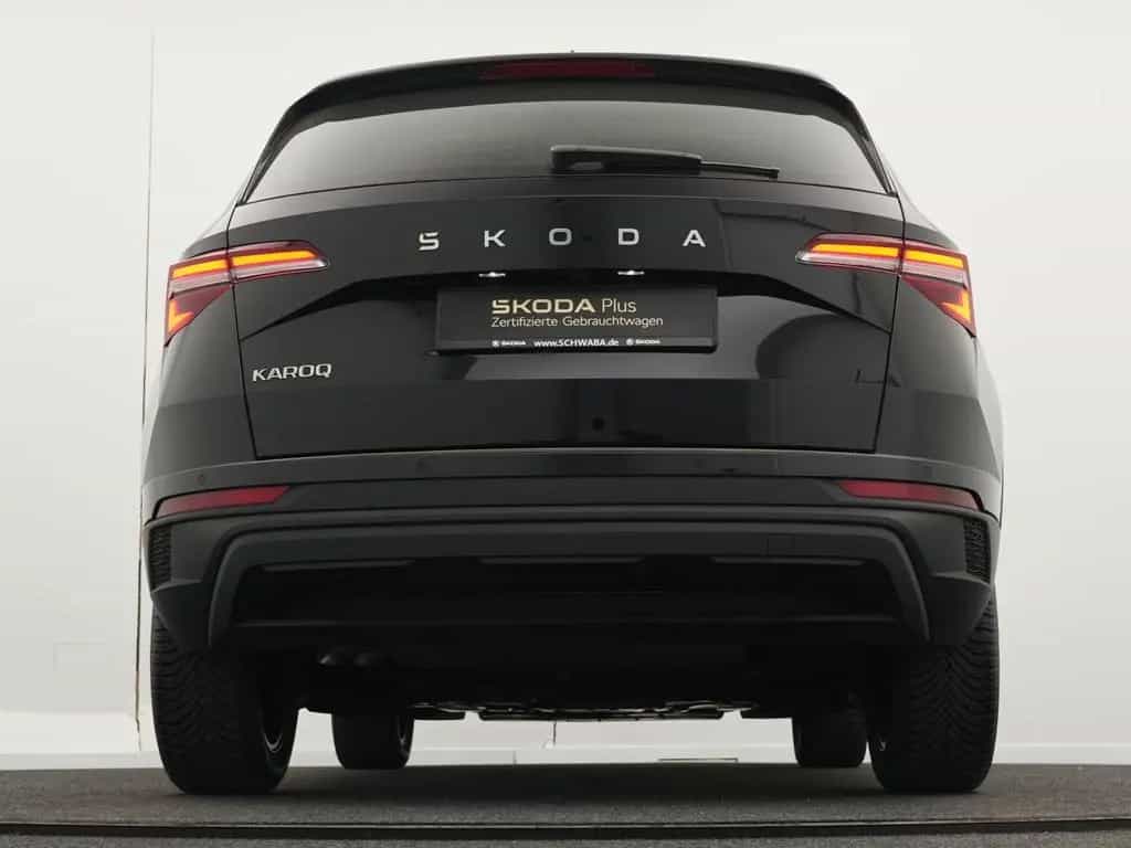 Skoda Karoq Tour 2.0 TDI DSG *AHK*LED*NAVI*KAM*17"* 07/2025-photo-40