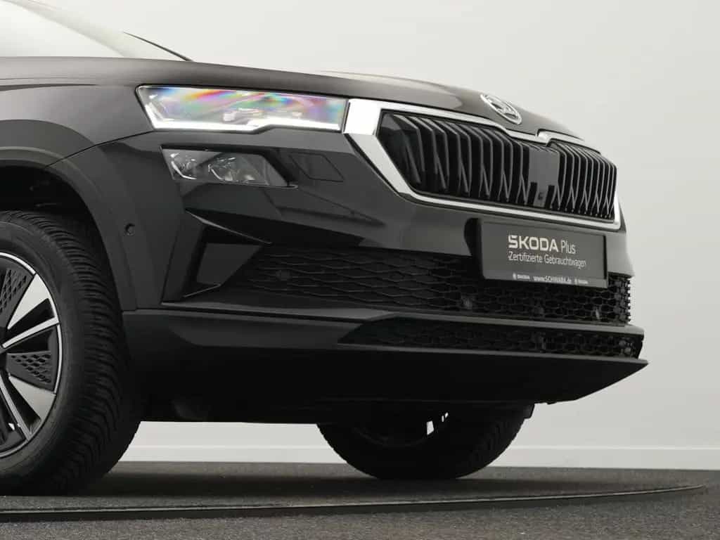 Skoda Karoq Tour 2.0 TDI DSG *AHK*LED*NAVI*KAM*17"* 07/2025-photo-42