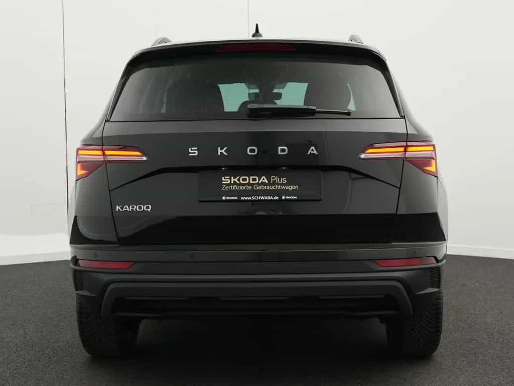 Skoda Karoq Tour 2.0 TDI DSG *AHK*LED*NAVI*KAM*17"* 07/2025-photo-6