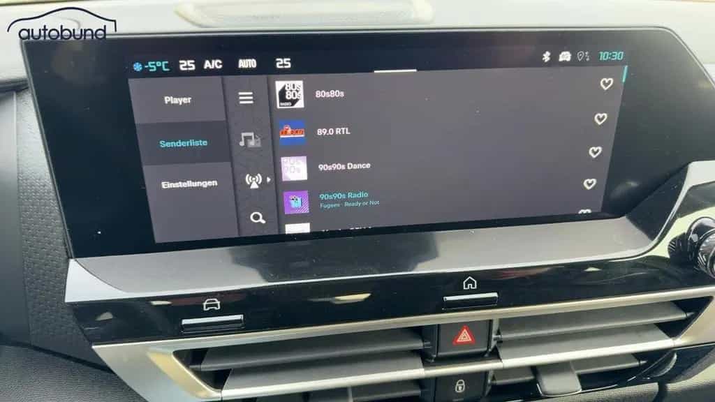 Citroën C4 III 1,2 PT Autom. Max Alu KA LED Link NAV NBA 11/2025-photo-22