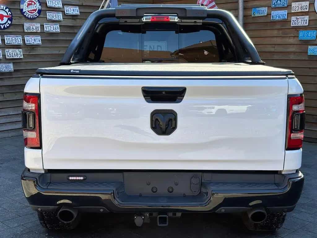 Dodge RAM 1500 Laramie 5.7L 12Zoll Display 4x4 AHK 06/2021-photo-14