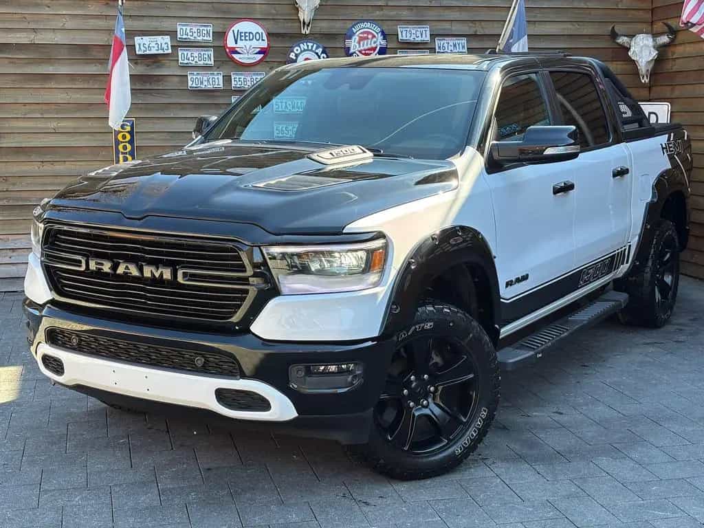 Dodge RAM 1500 Laramie 5.7L 12Zoll Display 4x4 AHK 06/2021-photo-7