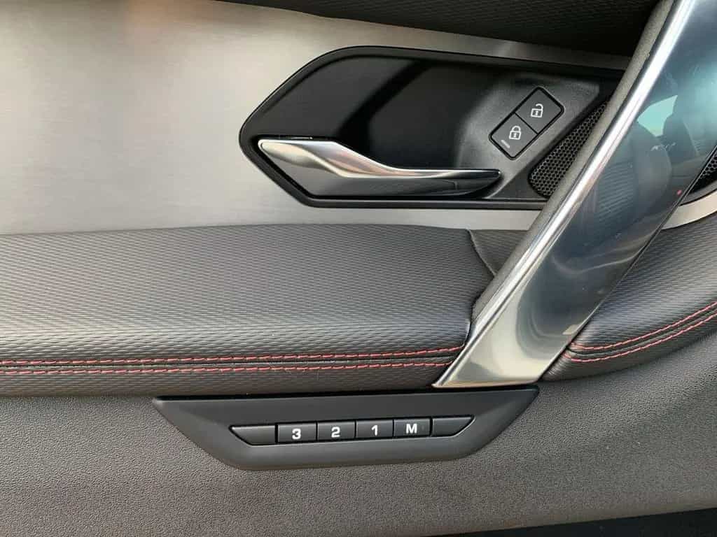 Land Rover Discovery Sport R-DYNAMIC 2.0 D165 LED+TEMPOMAT 06/2022-photo-29