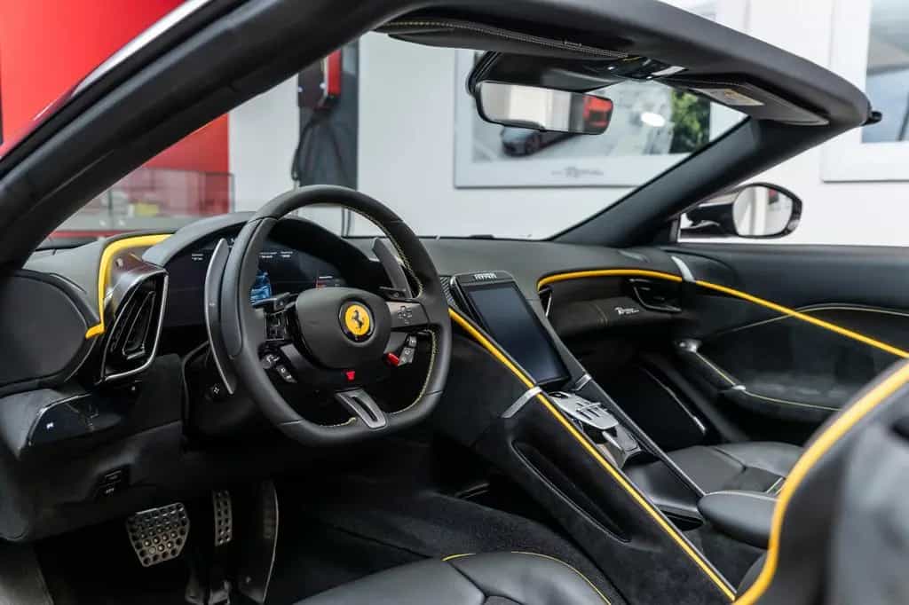 Ferrari Roma Spider 11/2025-photo-12