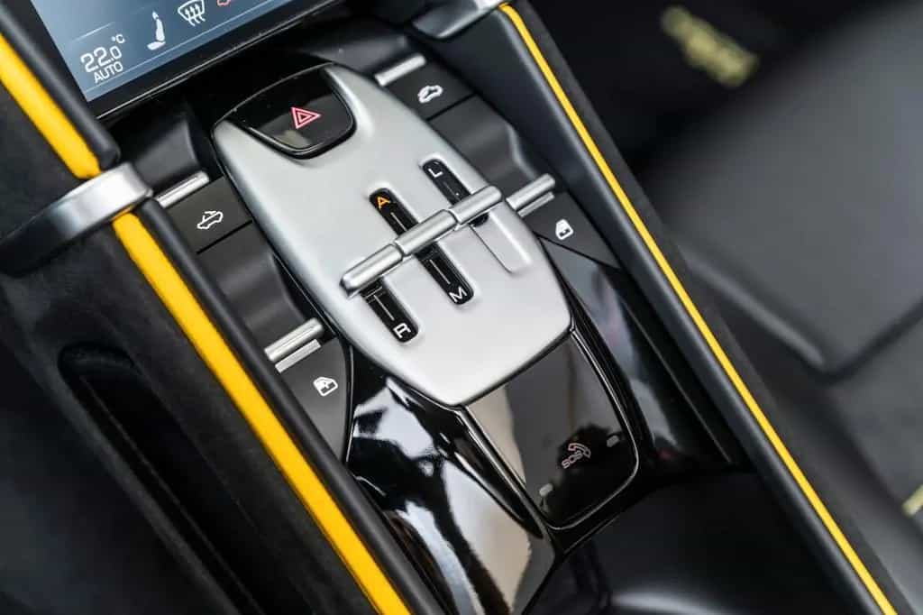 Ferrari Roma Spider 11/2025-photo-48