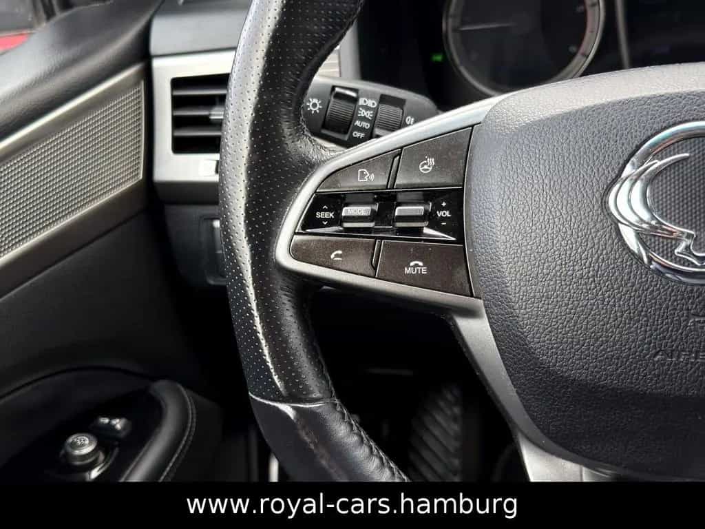Ssangyong REXTON 2.2 Diesel e-XDi 220 Crystal 4WD*CAM*AHK* 08/2019-photo-19