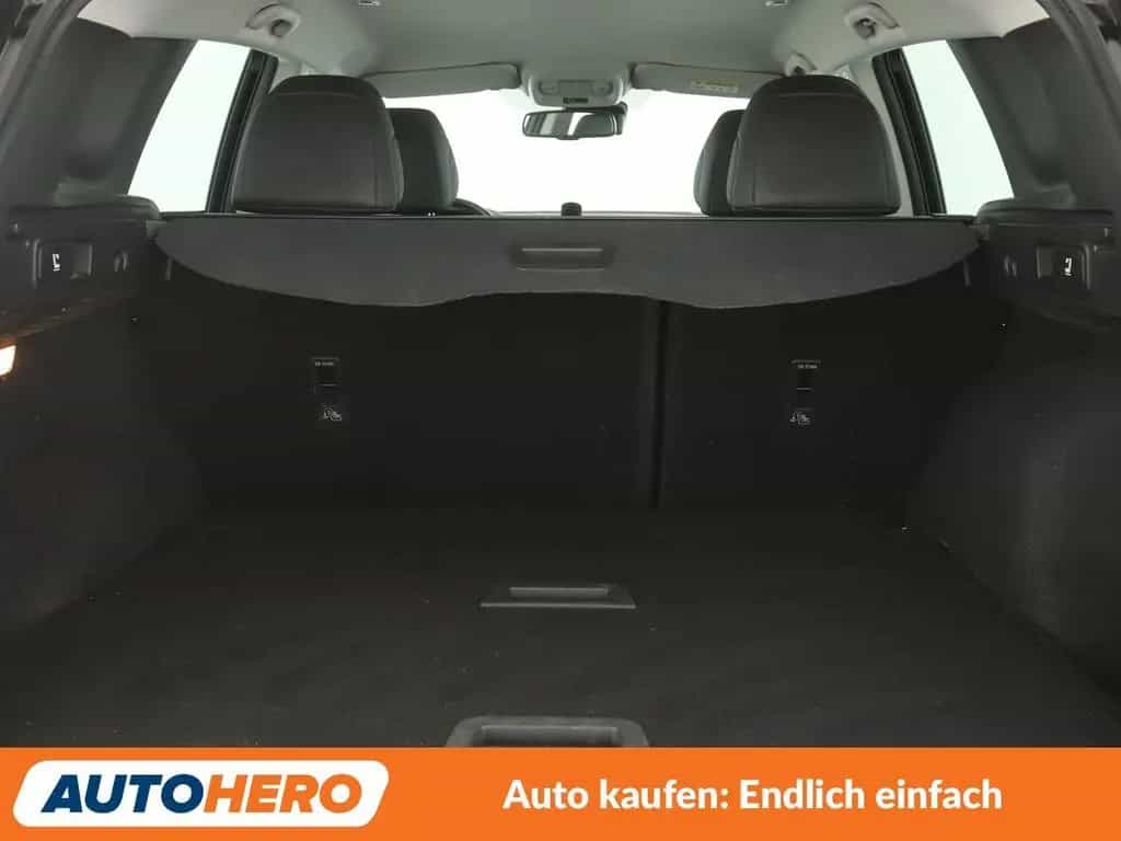 Renault Kadjar 1.6 TCe Energy Bose Edition Aut.*NAVI*LED 05/2018-photo-17