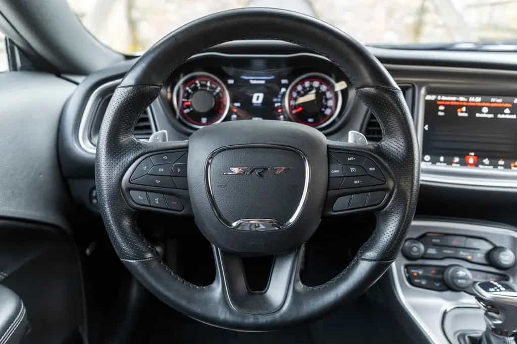 Dodge Challenger 6,4L SCAT PACK ALPINE CARPLAY KAM 03/2022-photo-11